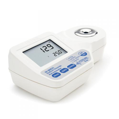 Refractómetro digital para medir cloruro de sodio en la industria alimenticia HI 96821